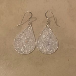 Seashell accent dangle earrings